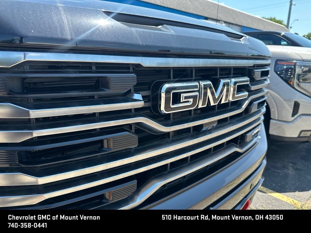 New 2026 GMC Sierra 1500 AT4 w/ LPO, Black Badging Package AWD/4WD image 4