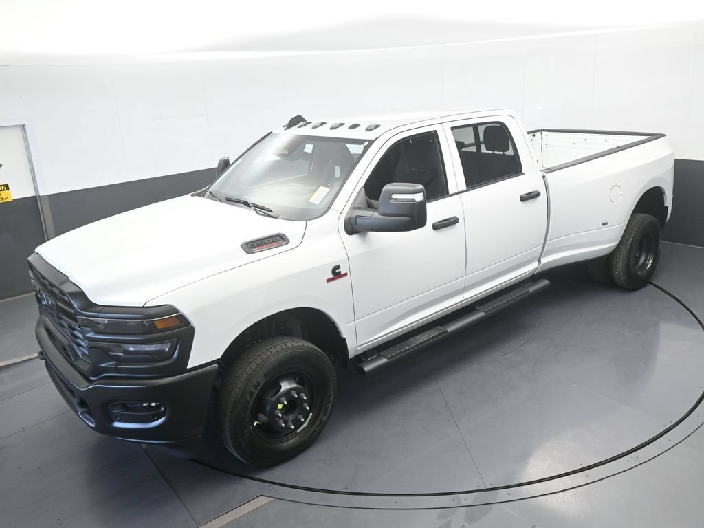 Used 2026 RAM 3500 Tradesman AWD/4WD image 44