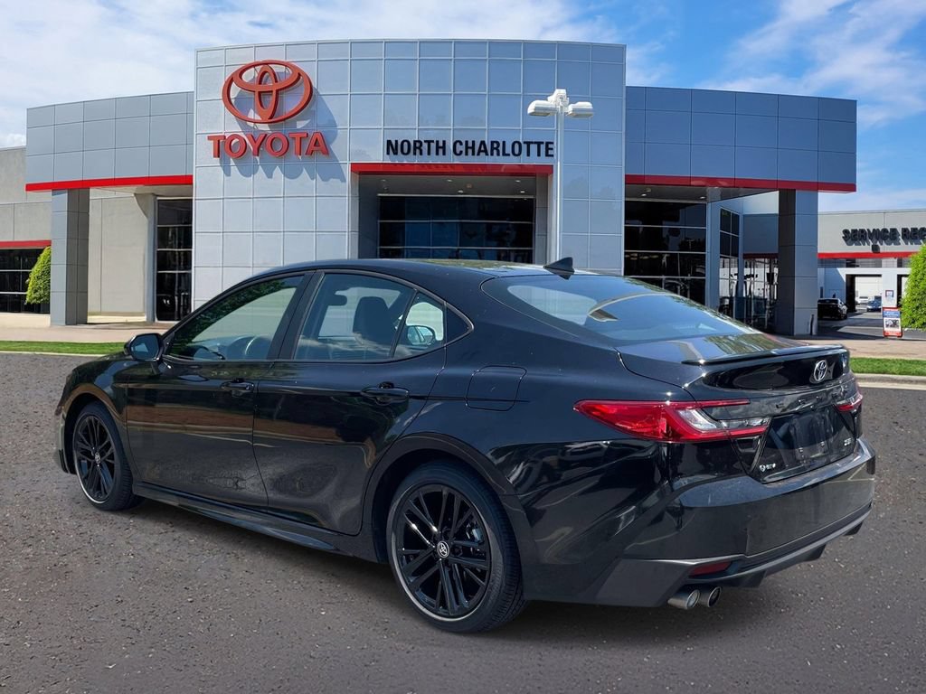Used 2025 Toyota Camry SE w/ Convenience Package FWD image 6