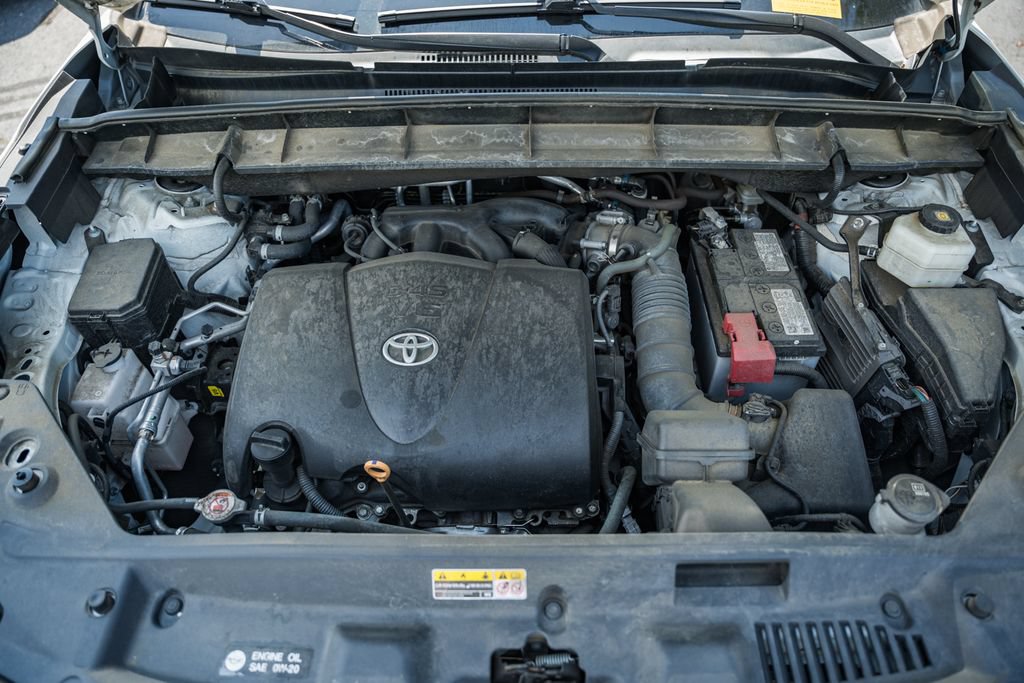 Used 2021 Toyota Highlander XSE AWD/4WD image 19