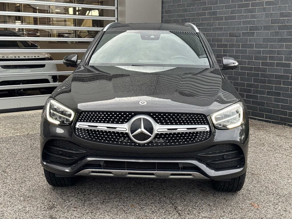 Used 2022 Mercedes-Benz GLC 300 4MATIC image 2