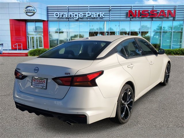 New 2025 Nissan Altima 2.5 SR w/ SR Premium Package image 2