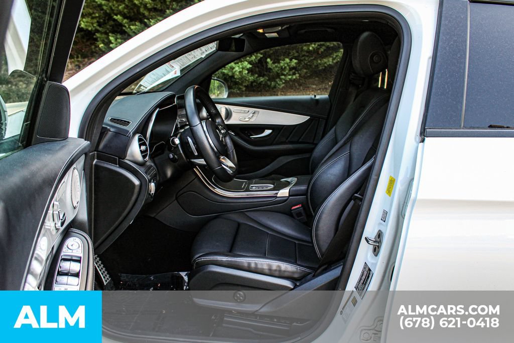 Used 2021 Mercedes-Benz GLC 300 4MATIC Coupe image 16