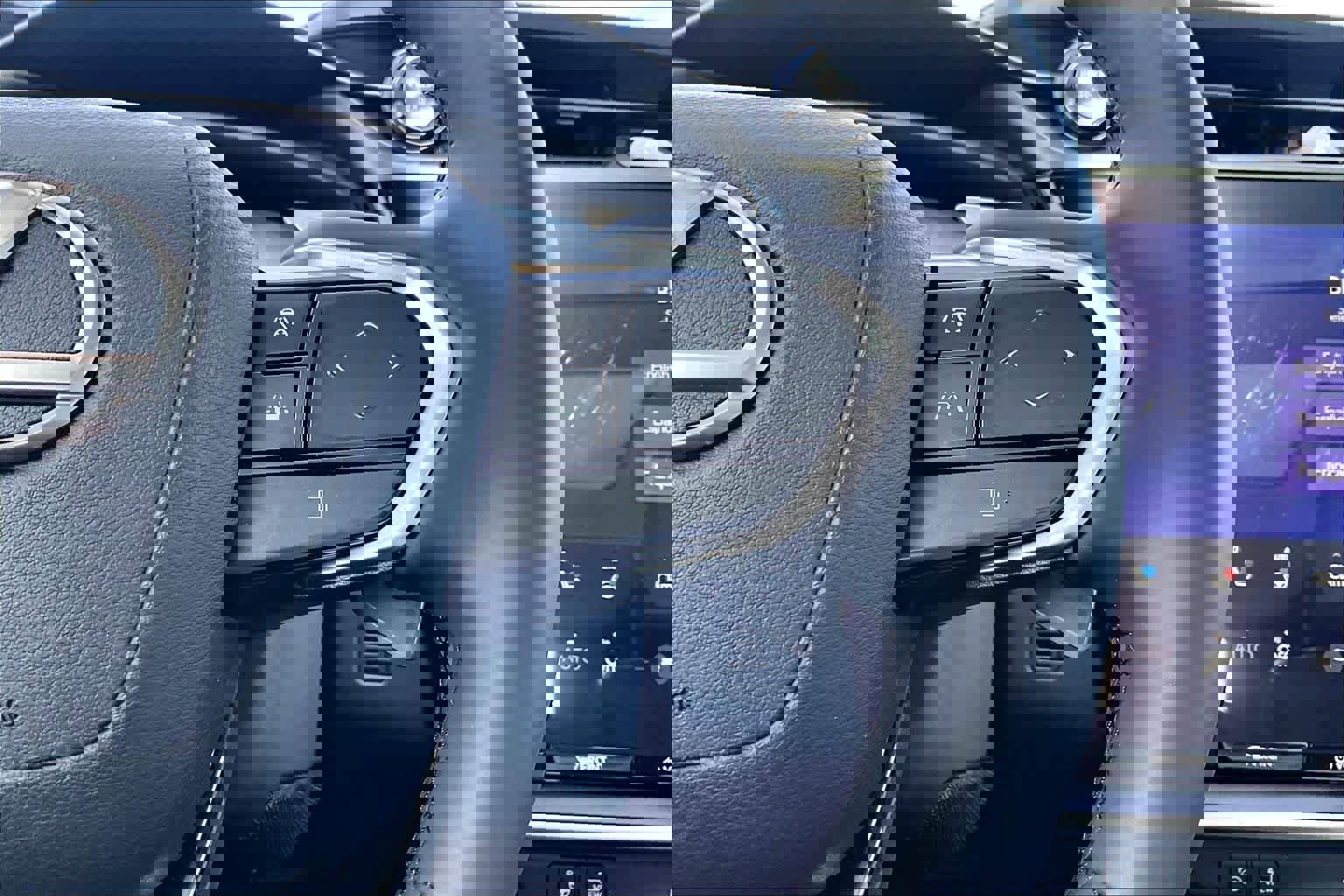 Used 2024 Lexus RZ 300e Premium image 24