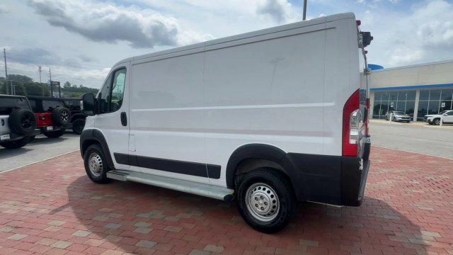 Used 2025 RAM ProMaster 2500 w/ U-Haul Equipment Group FWD image 8