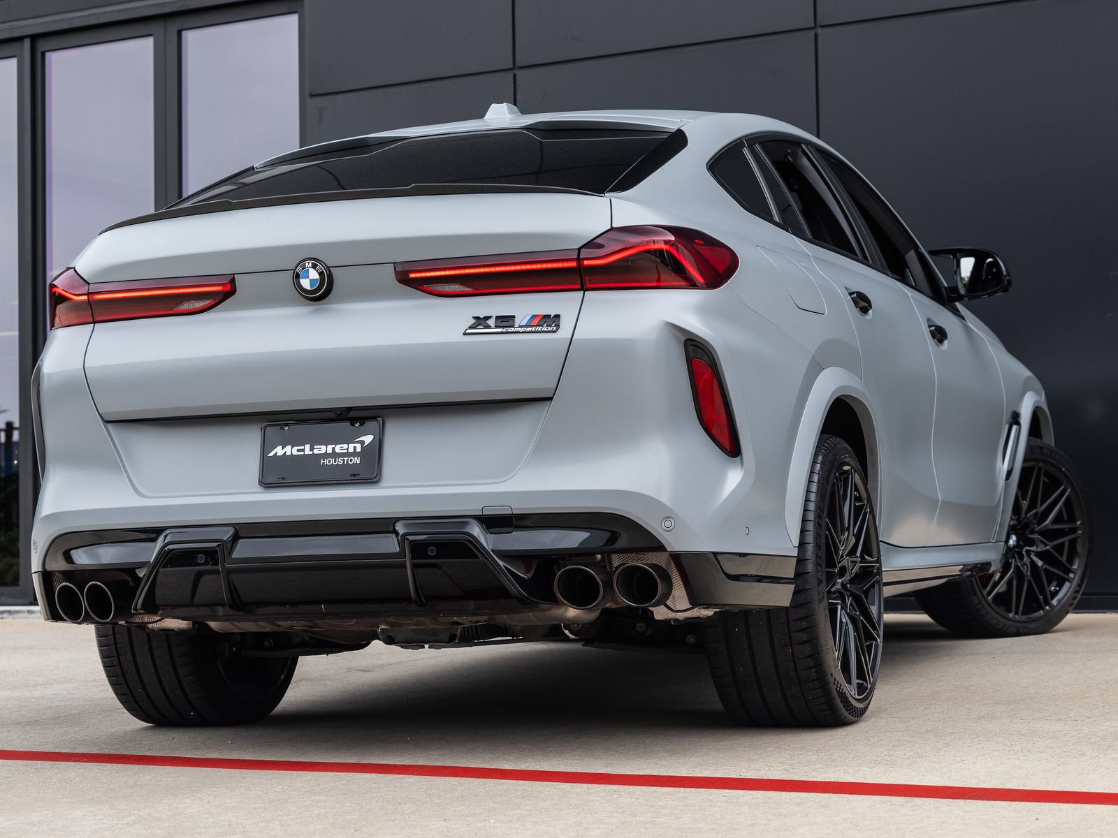 Used 2025 BMW X6 M Competition w/ Executive Package AWD/4WD image 8