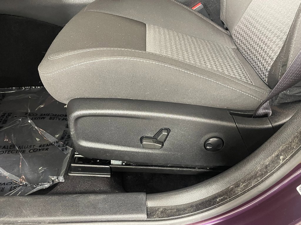 Used 2022 Dodge Charger GT image 25