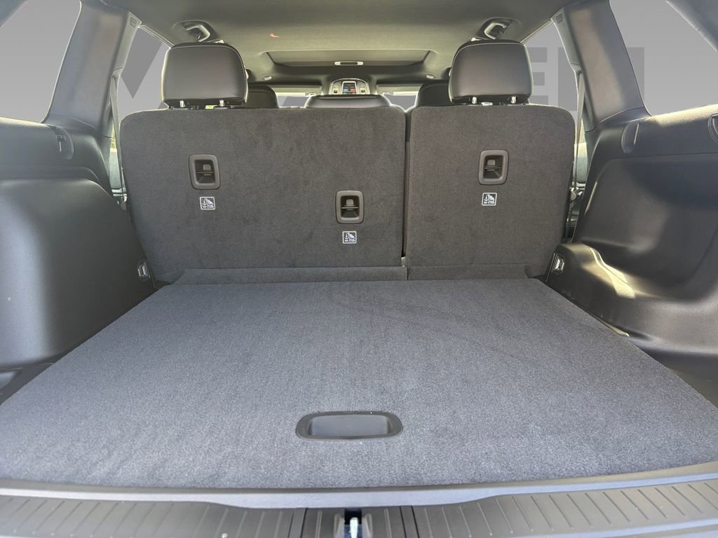 New 2026 Jeep Grand Cherokee Altitude image 22