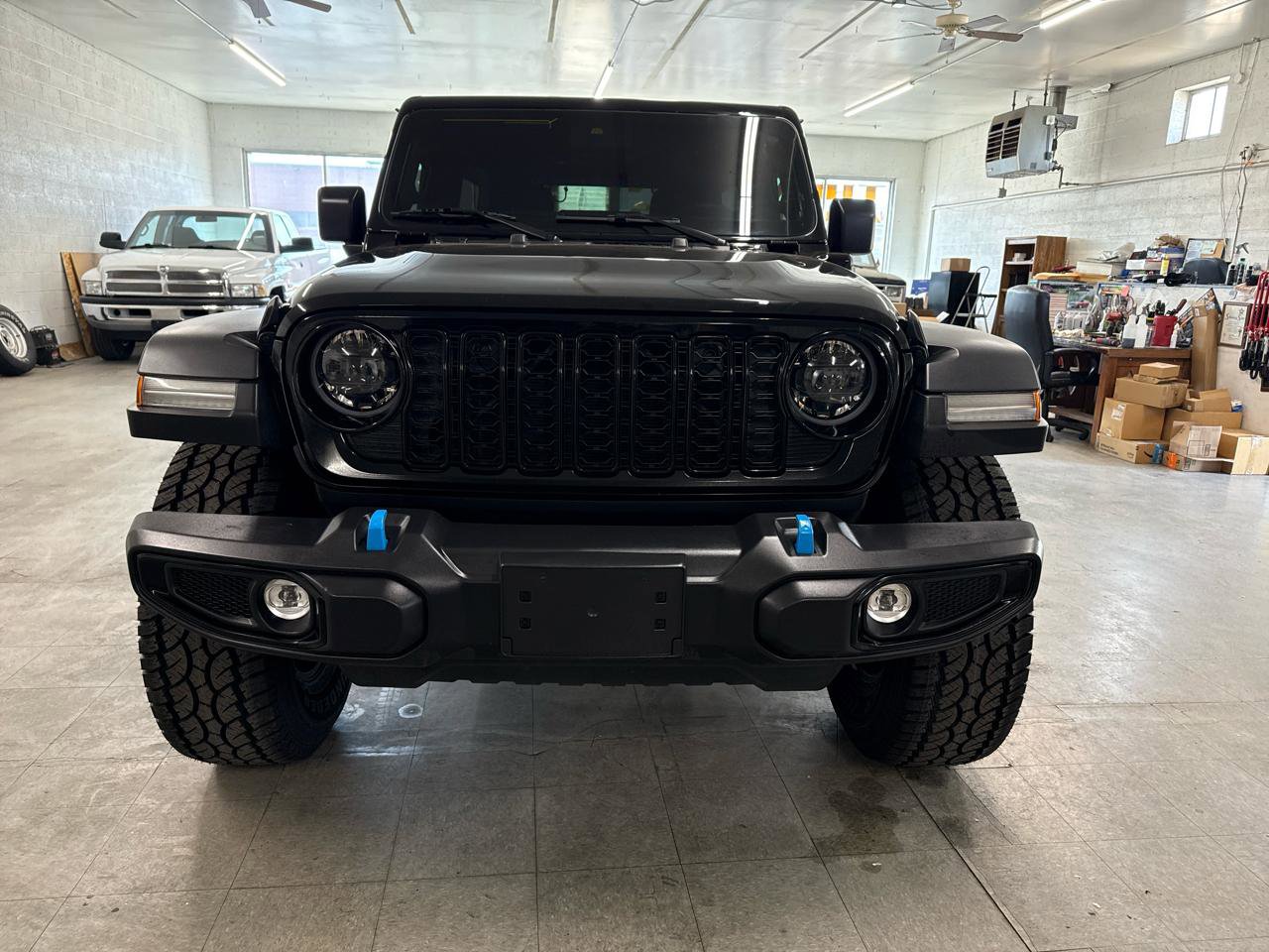 Used 2024 Jeep Wrangler Unlimited image 6