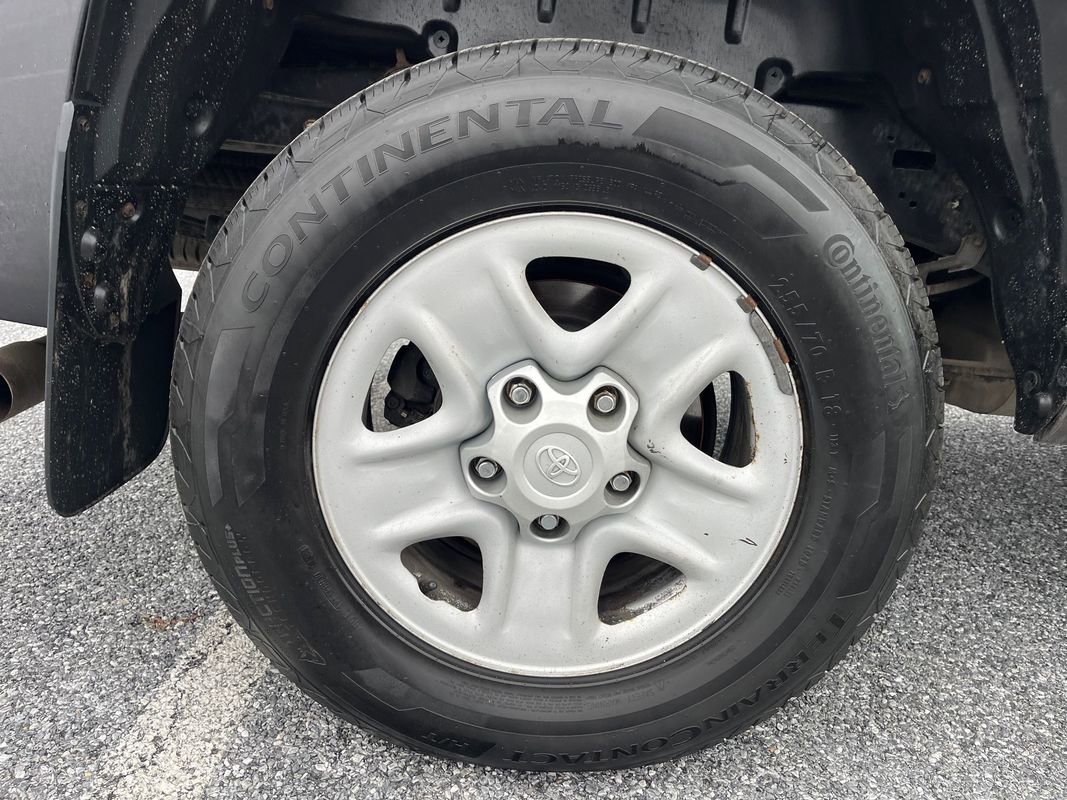 Used 2015 Toyota Tundra SR5 image 11