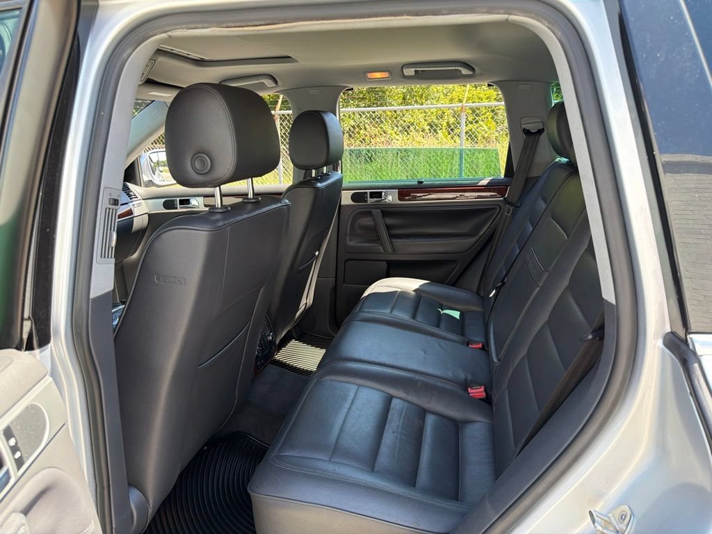 Used 2006 Volkswagen Touareg V10 TDI AWD/4WD image 19