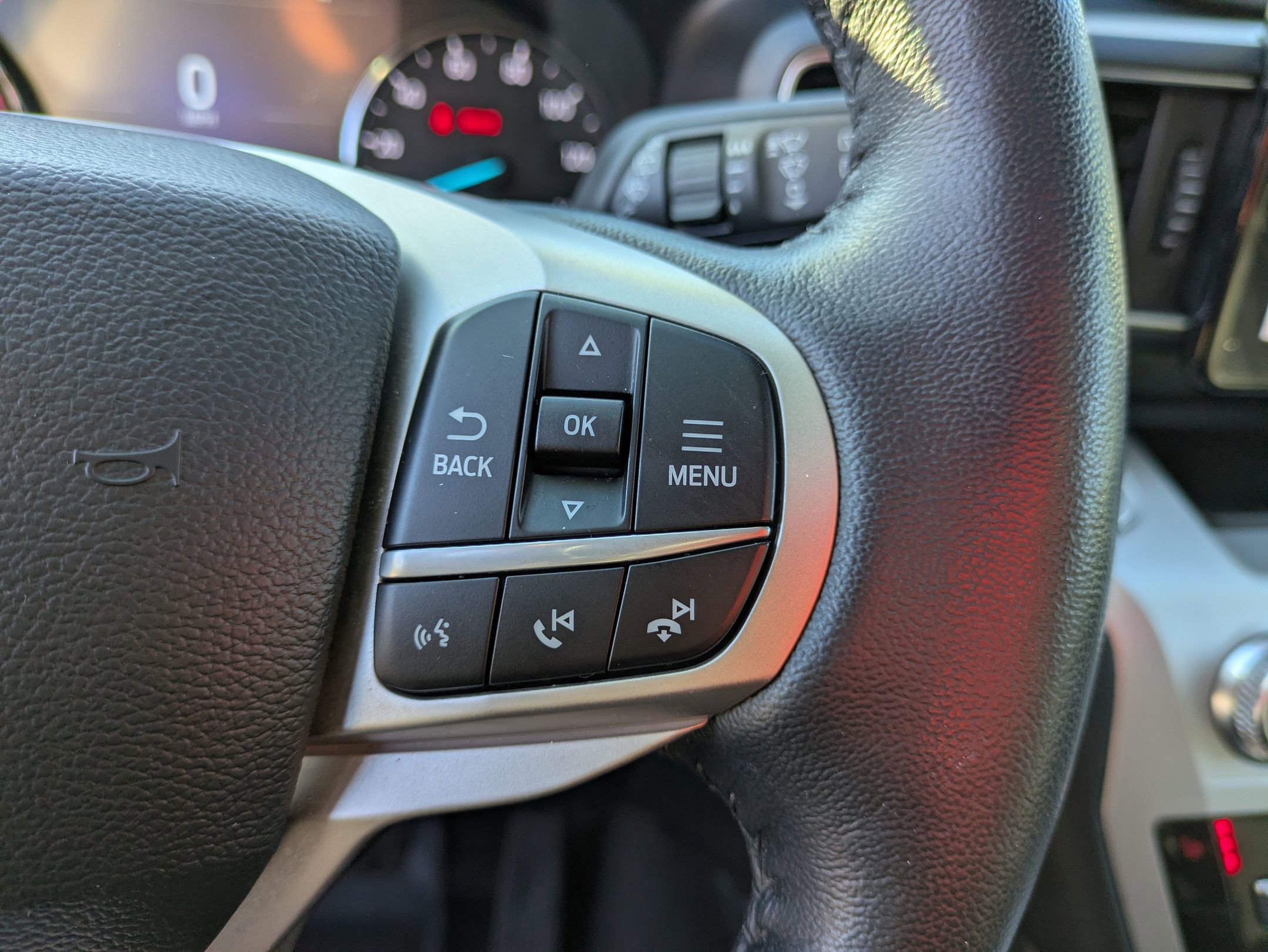 Certified 2022 Ford Explorer XLT w/ Equipment Group 202A image 19