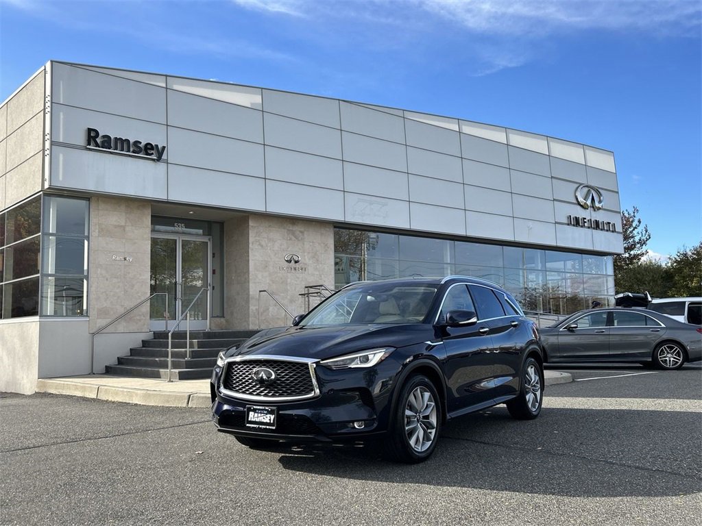 Certified 2022 INFINITI QX50 Essential image 1