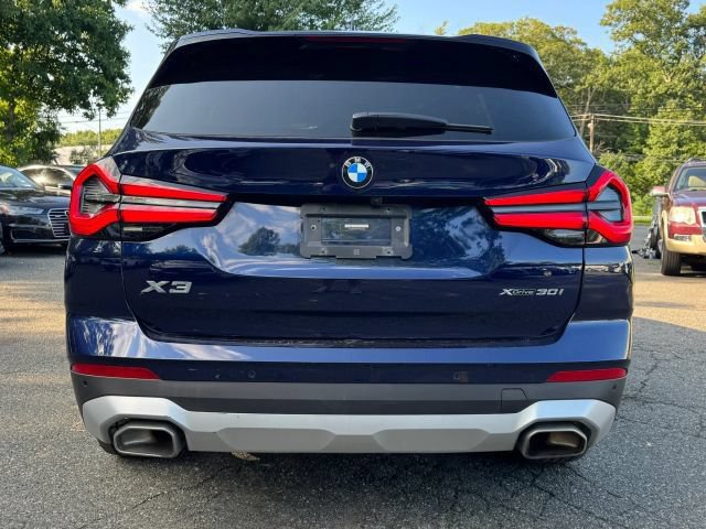 Used 2023 BMW X3 xDrive30i w/ Premium Package AWD/4WD image 4