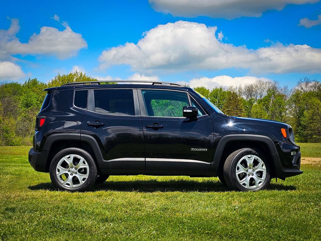 Certified 2022 Jeep Renegade Limited AWD/4WD image 2