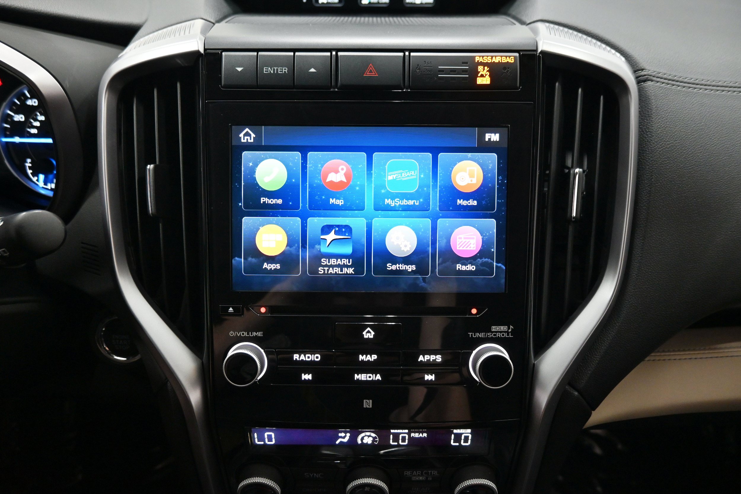 Used 2022 Subaru Ascent Limited w/ Technology Package AWD/4WD image 13