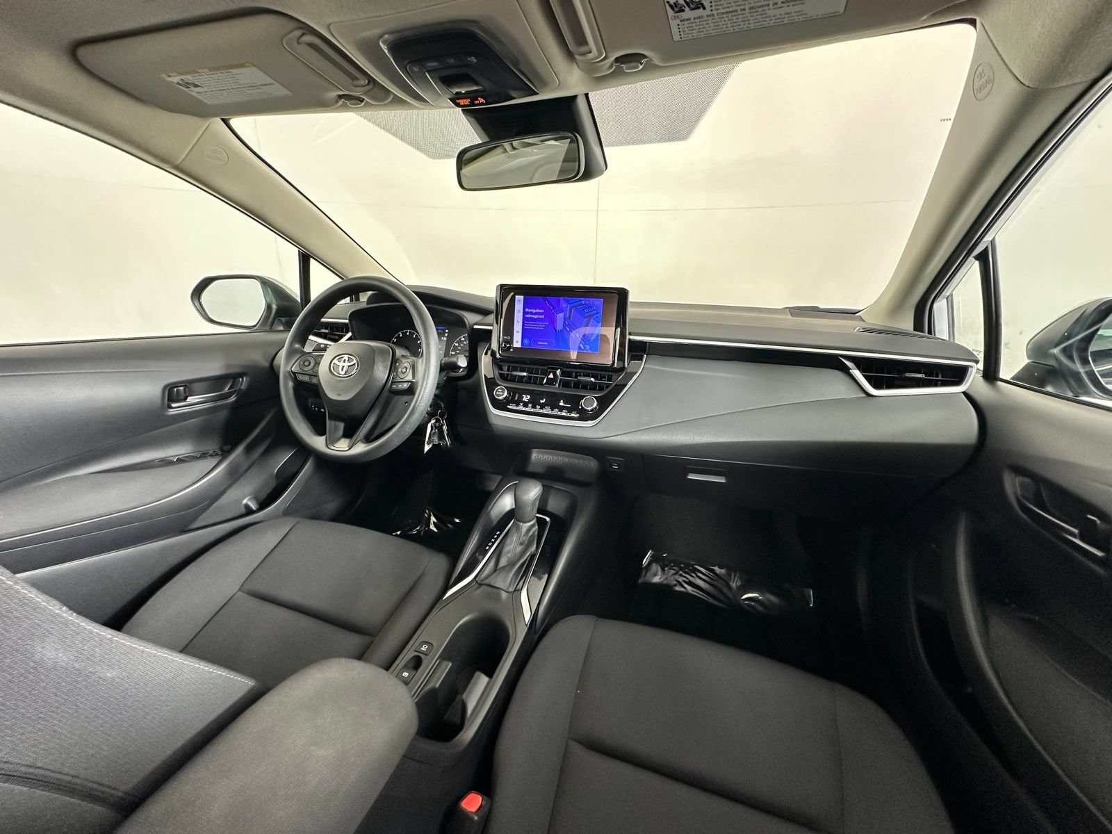 Used 2024 Toyota Corolla LE FWD video 2