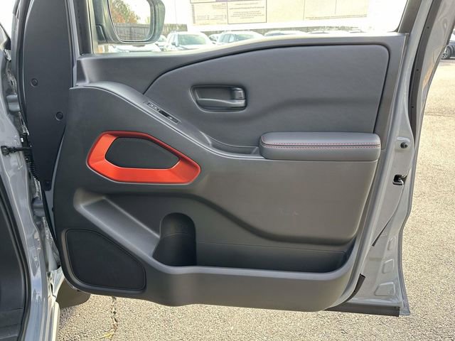 New 2026 Nissan Frontier PRO-4X w/ Pro-4x Convenience Package image 8