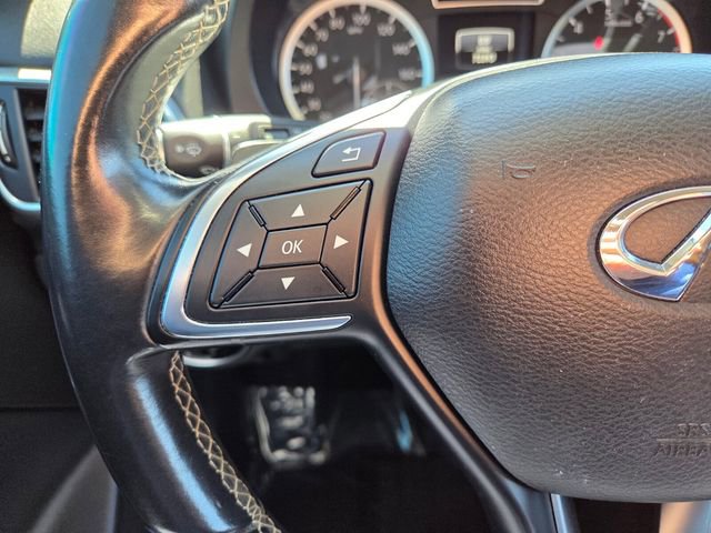 Used 2018 INFINITI QX30 Premium w/ Navigation Package image 31