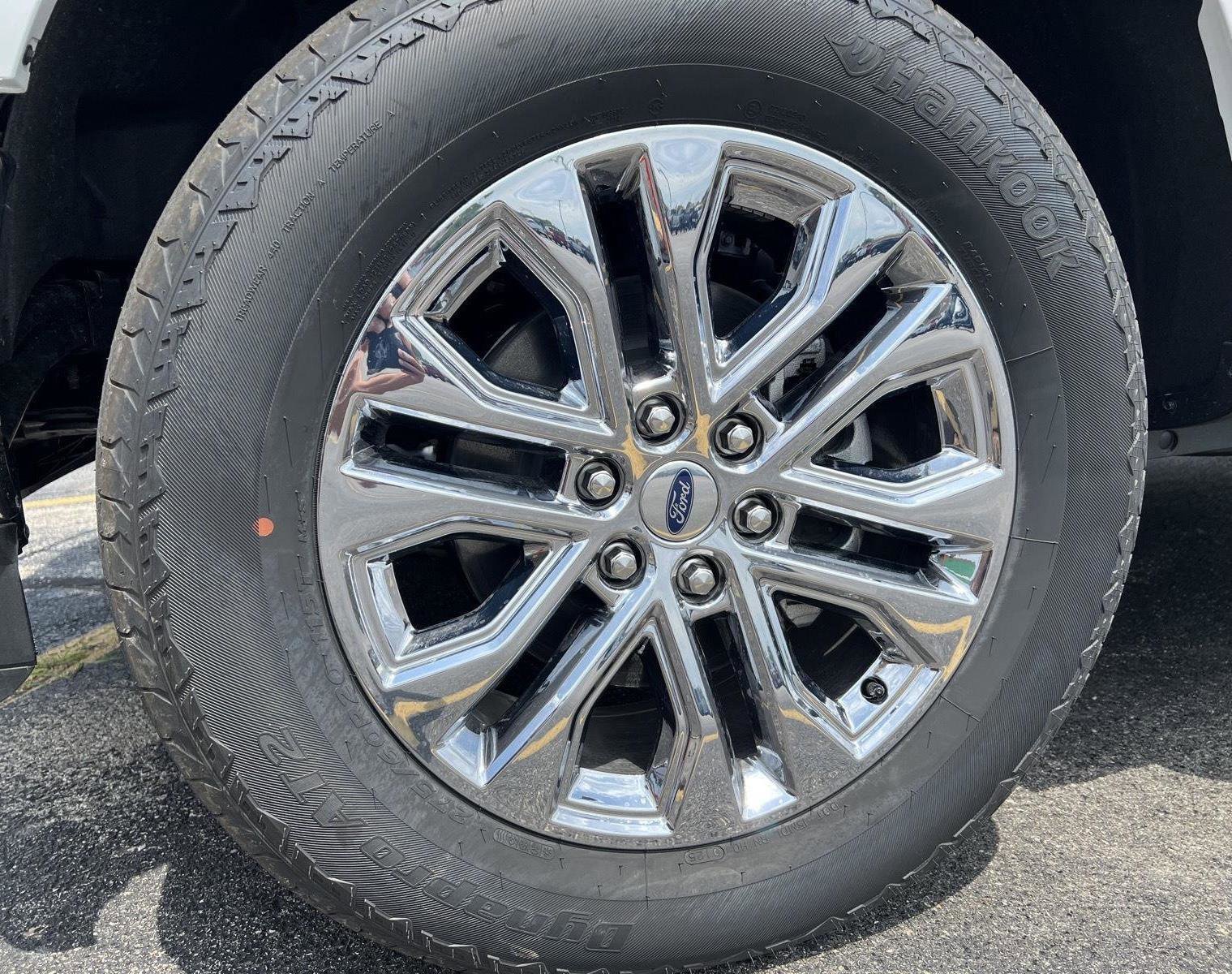 New 2025 Ford F150 Lariat image 2
