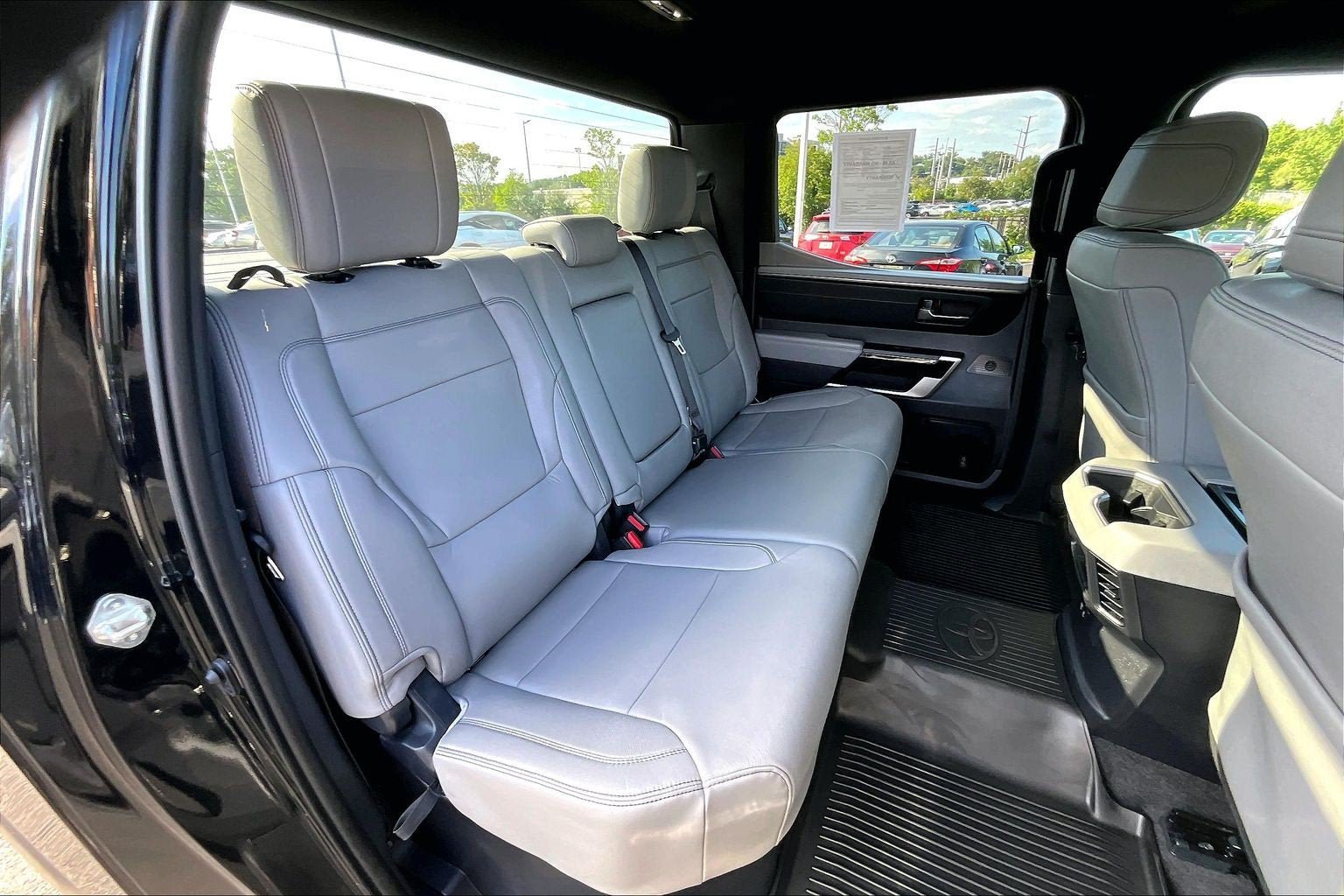 Used 2026 Toyota Tundra Limited AWD/4WD image 25