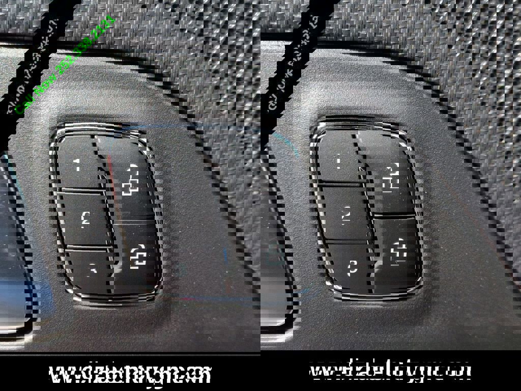 Used 2025 Ford Mustang GT Premium image 19