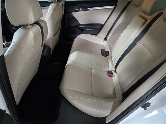 Used 2016 Honda Civic Touring image 15