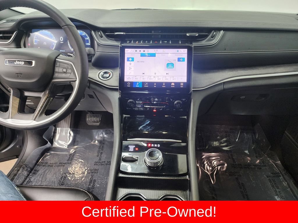Certified 2025 Jeep Grand Cherokee Limited image 17