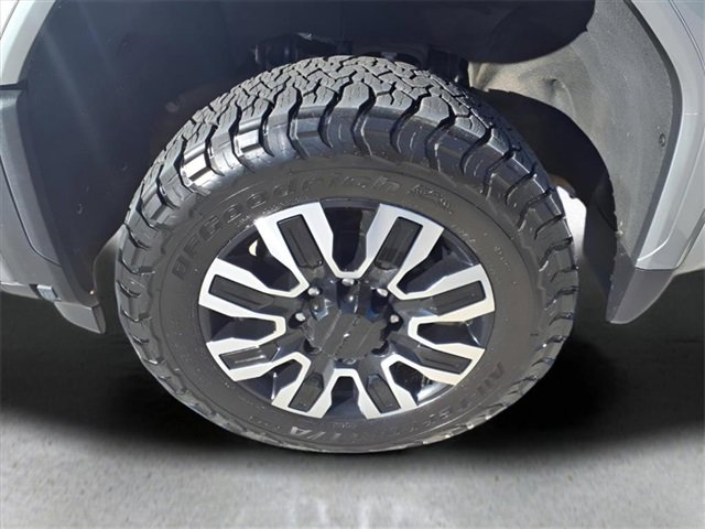 Used 2024 GMC Sierra 2500 Denali Ultimate image 26