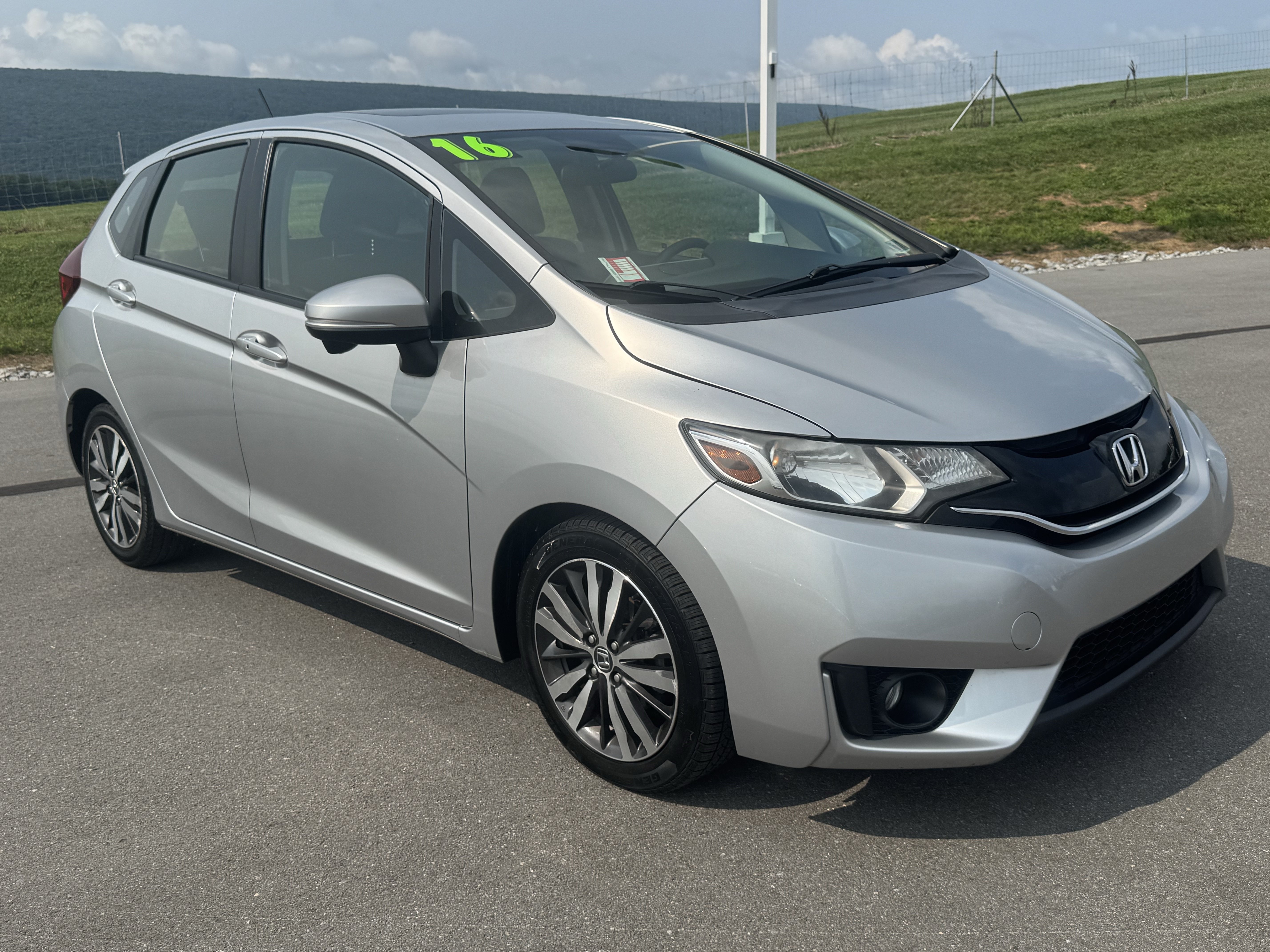 Used 2016 Honda Fit EX image 1