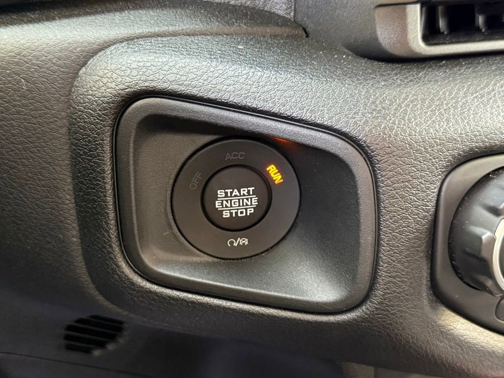 Certified 2024 Jeep Gladiator Sport image 49