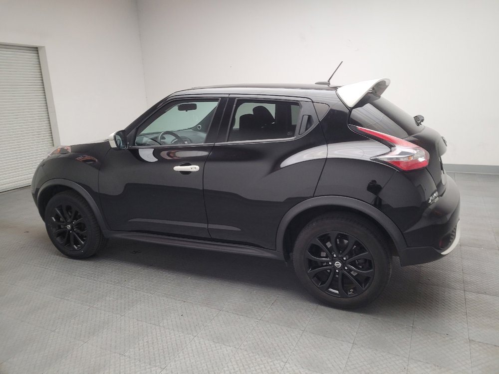 Used 2017 Nissan Juke SV image 3