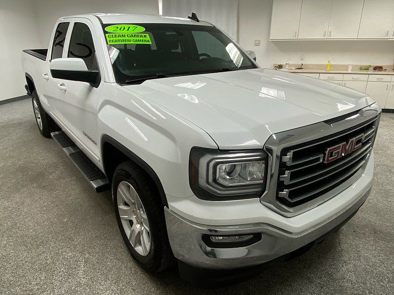 Used 2017 GMC Sierra 1500 SLE w/ SLE Value Package image 3