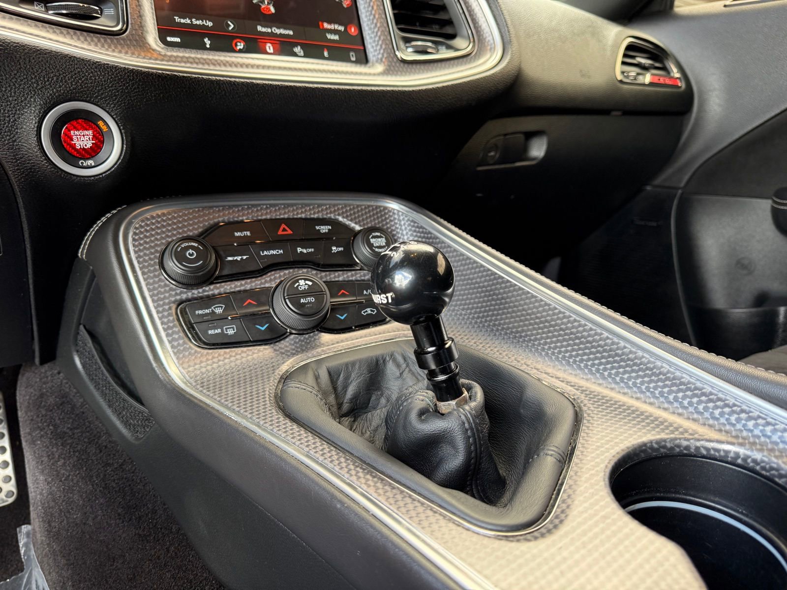 Used 2018 Dodge Challenger SRT Hellcat image 27