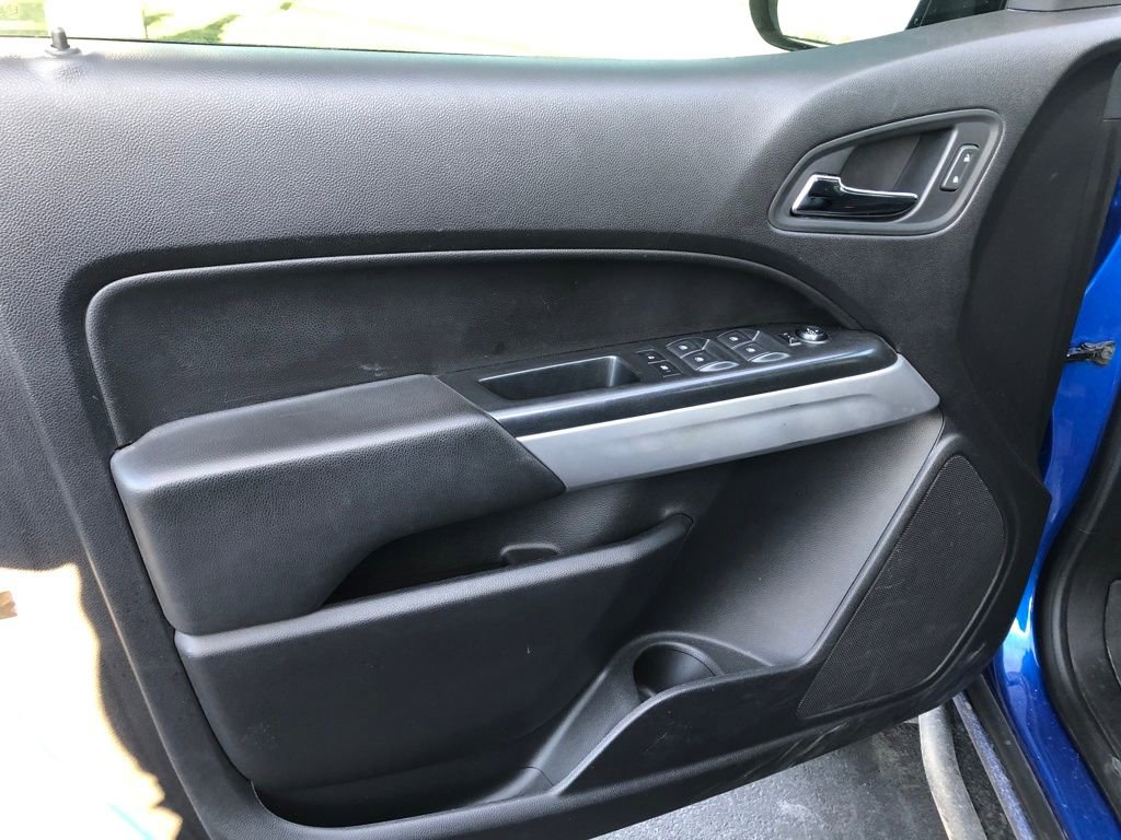 Used 2018 Chevrolet Colorado ZR2 image 17