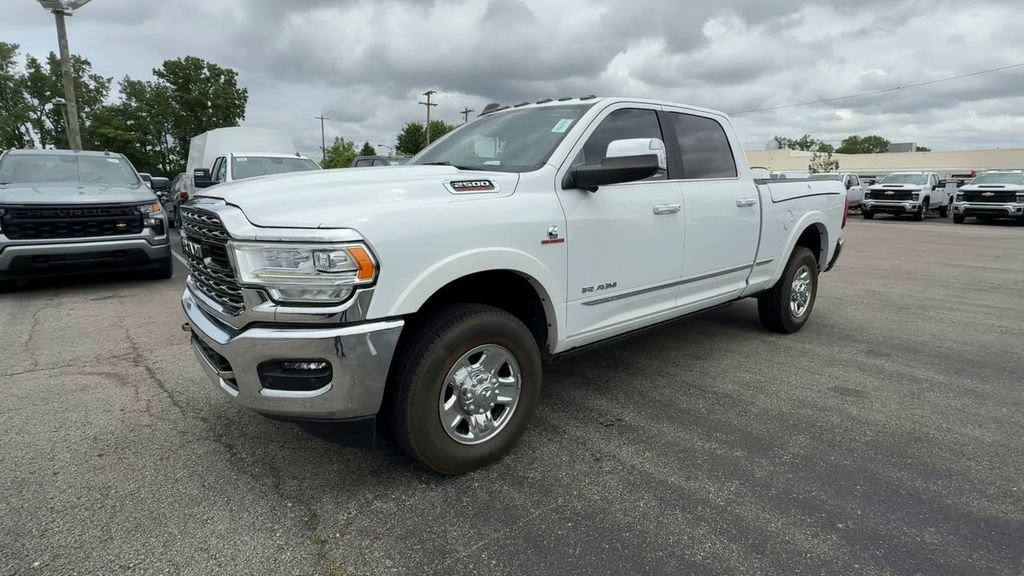Used 2022 RAM 2500 Limited AWD/4WD image 4