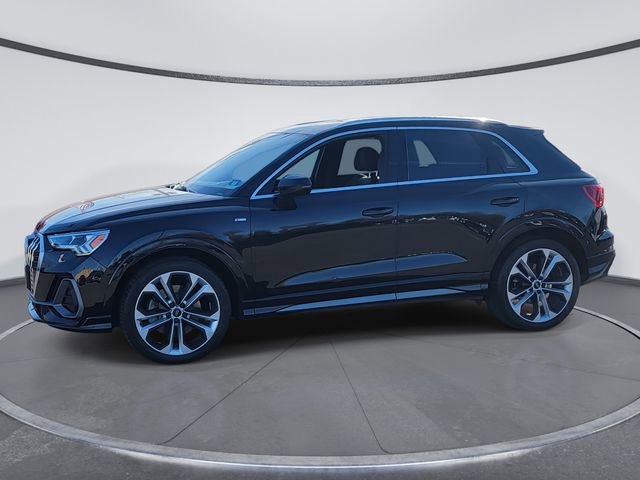 Used 2020 Audi Q3 2.0T Premium Plus w/ Premium Plus Package image 3