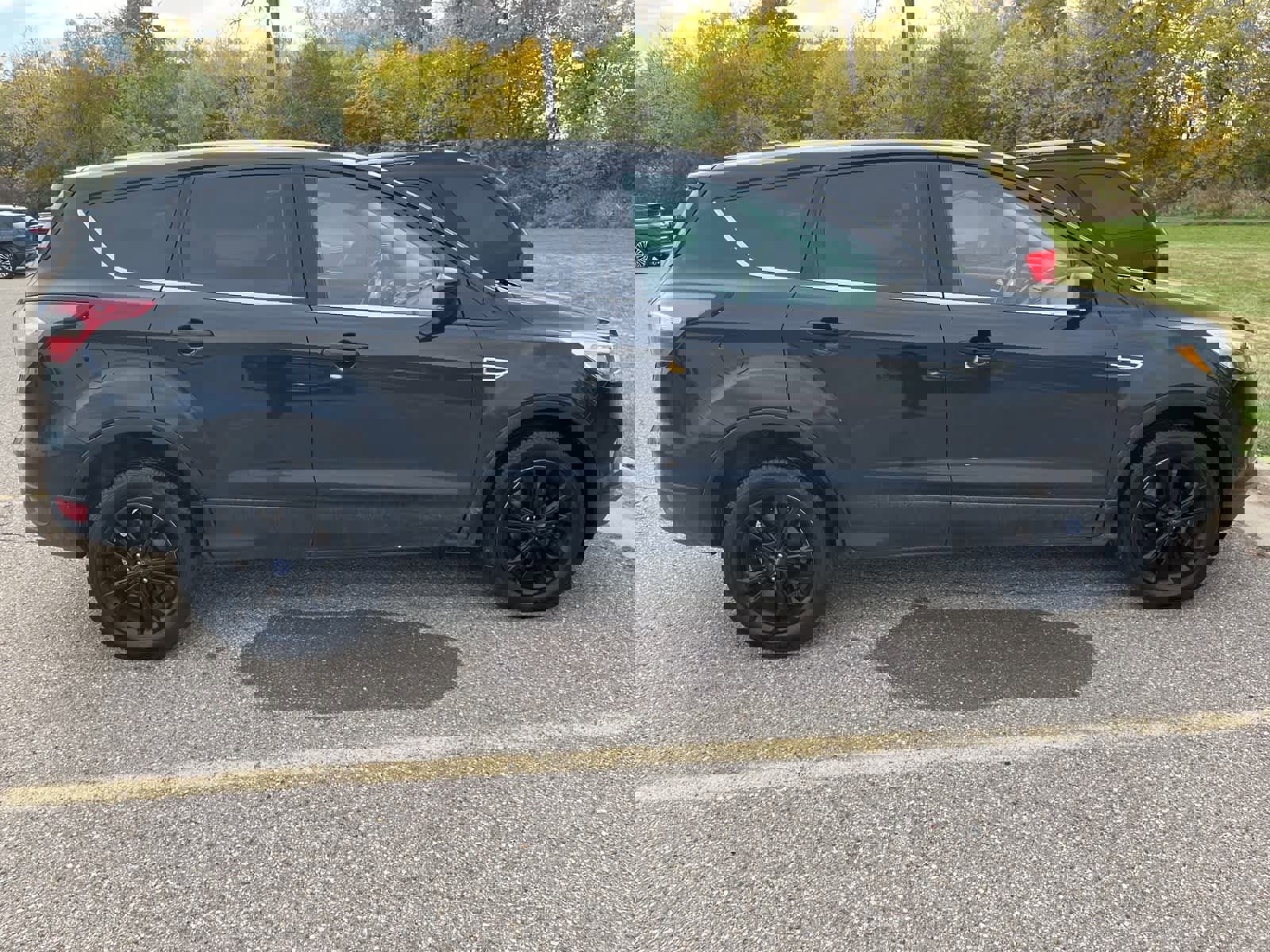 Used 2017 Ford Escape SE image 17