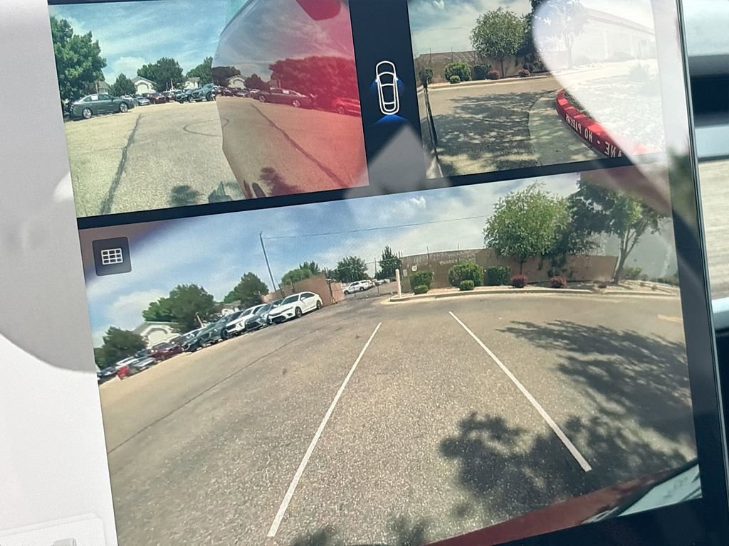 Used 2024 Tesla Model Y Performance AWD/4WD image 14