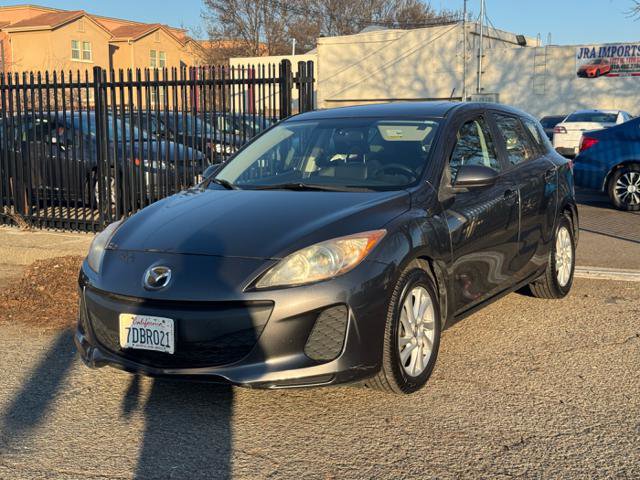 Used 2013 MAZDA MAZDA3 i Grand Touring FWD image 1