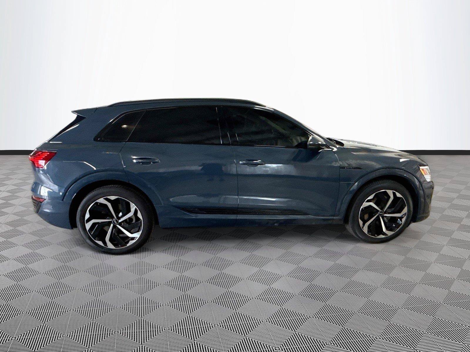 Certified 2024 Audi Q8 e-tron Prestige w/ Prestige Package AWD/4WD image 8
