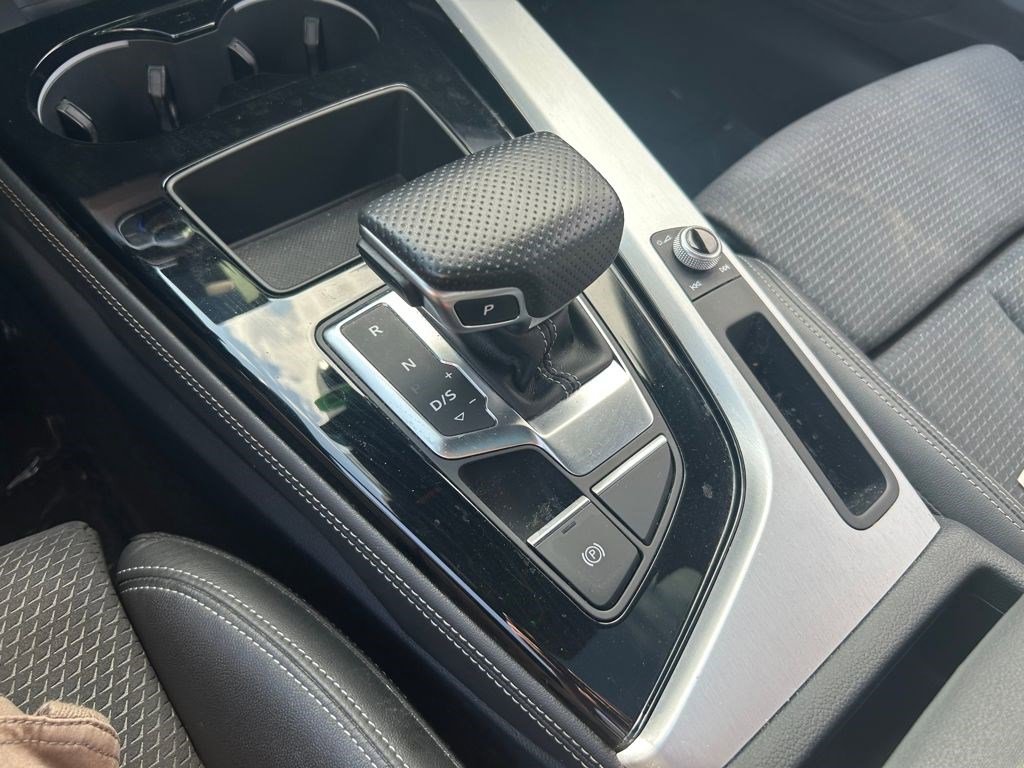 Used 2022 Audi A5 2.0T Premium Plus w/ Premium Plus image 16