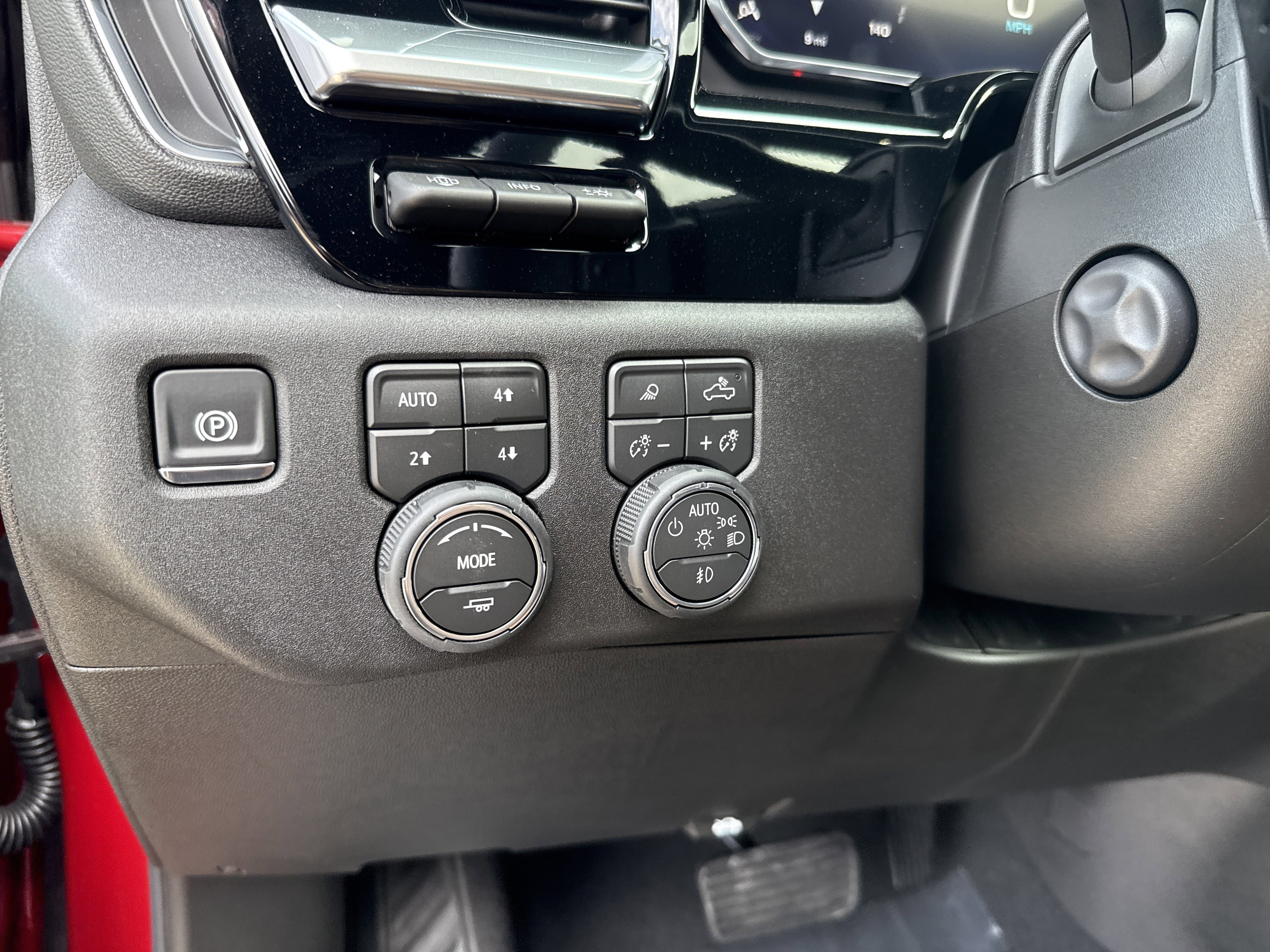 New 2026 Chevrolet Silverado 1500 High Country w/ High Country Premium Package image 16