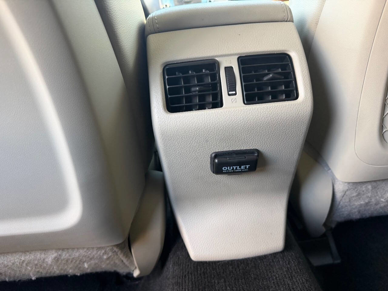 Used 2013 Subaru Outback 2.5i Limited image 17