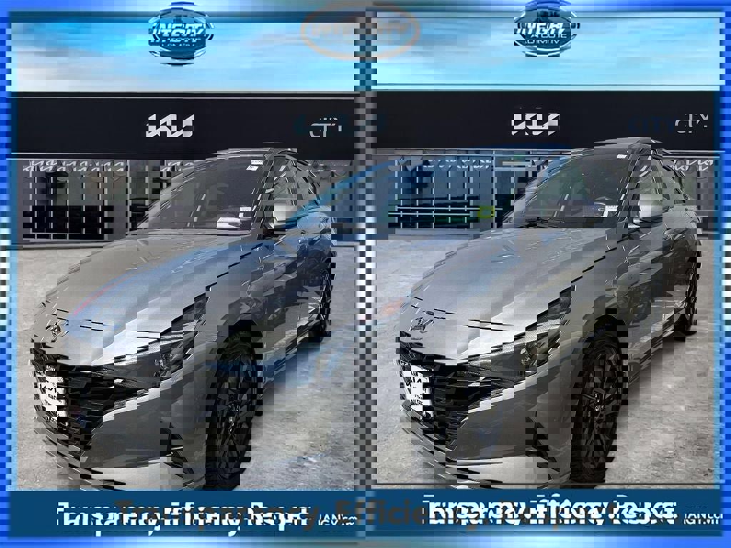 Used 2022 Hyundai Elantra SEL FWD image 5