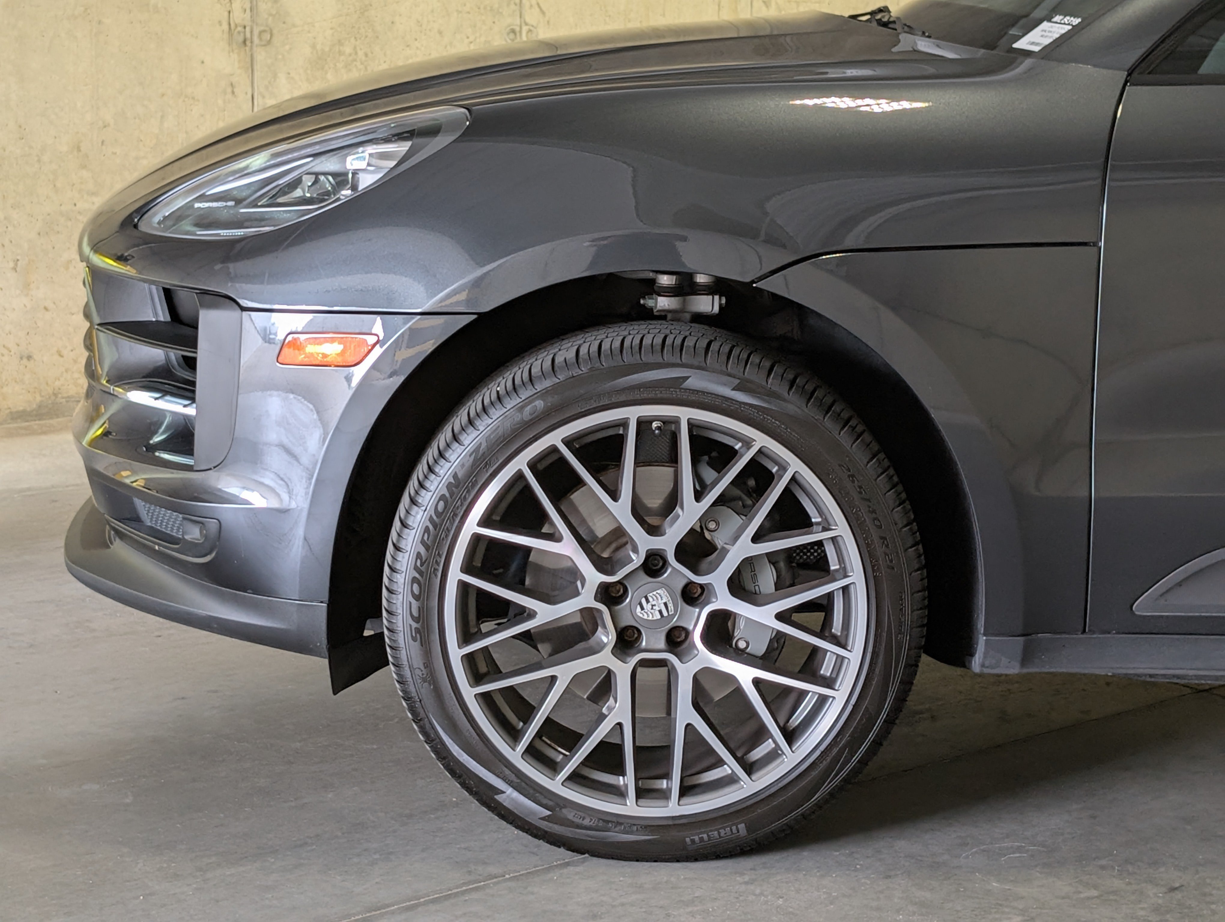 Certified 2021 Porsche Macan S AWD/4WD image 14