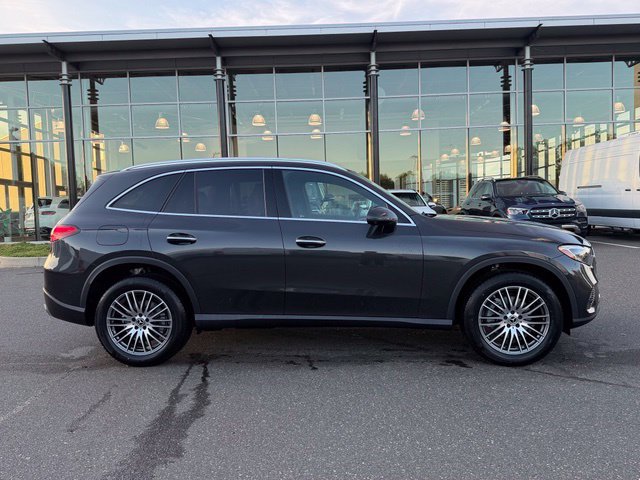 New 2027 Mercedes-Benz GLC 300 4MATIC image 8