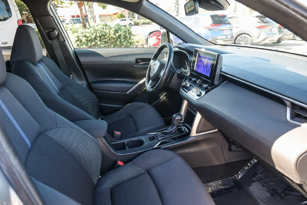 Certified 2023 Toyota Corolla Cross AWD Hybrid image 15