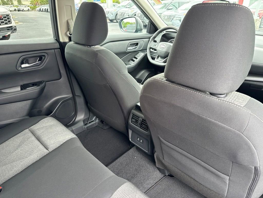 New 2026 Nissan Rogue SV FWD image 19