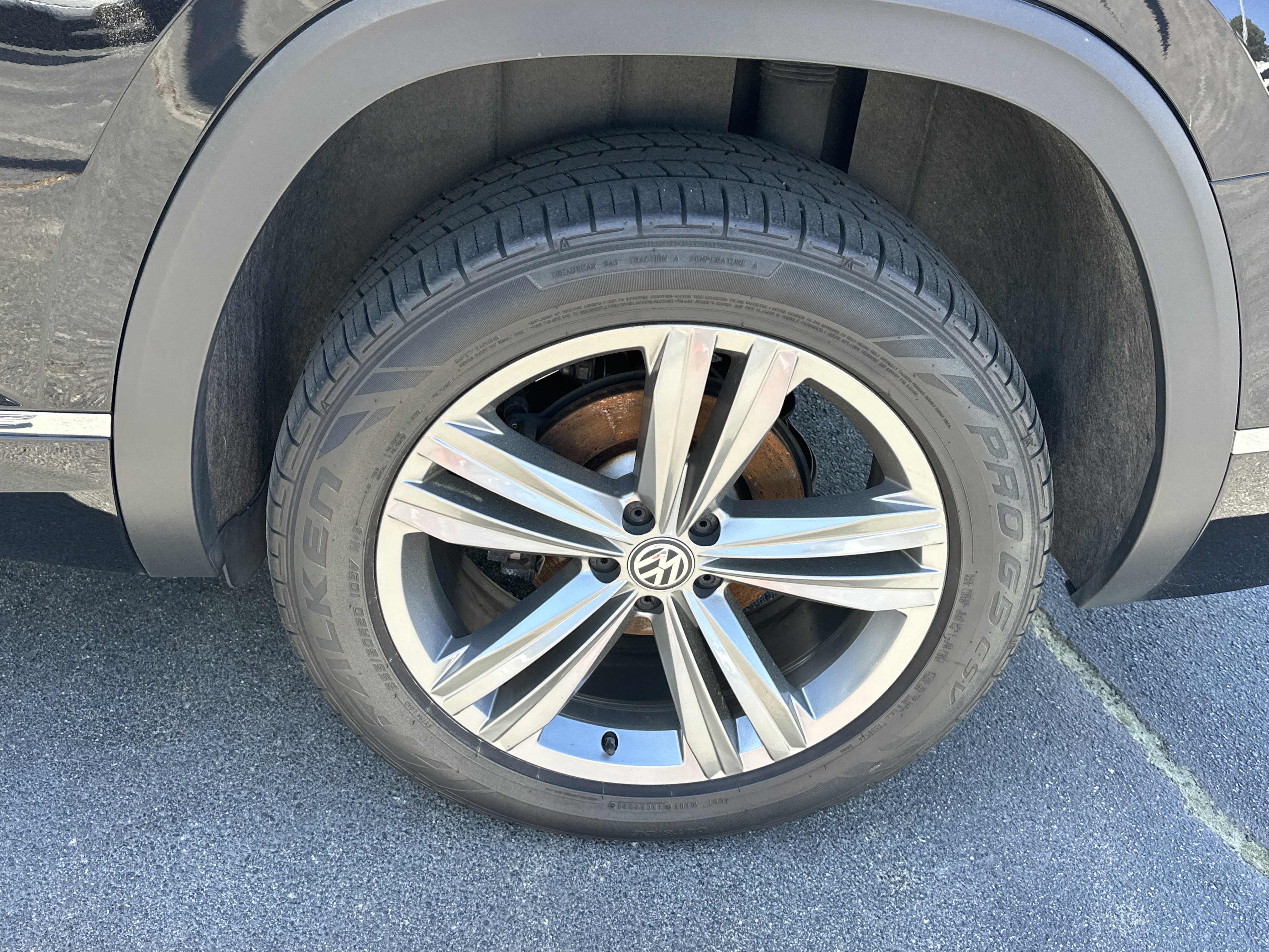 Used 2019 Volkswagen Atlas SEL R-Line image 22